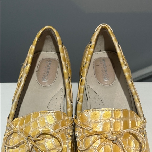 Yellow Crocodile-Patterned Leather Loafers Sperry Women's Size 9M size 9 M EUC - Picture 3 of 11